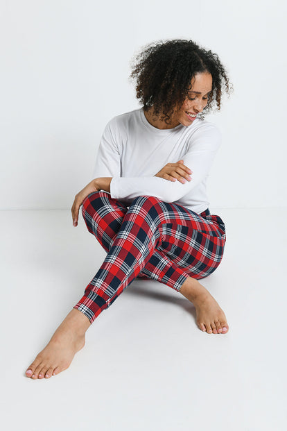 Soft Touch Pyjama Set Curvy - Navy & Red Check