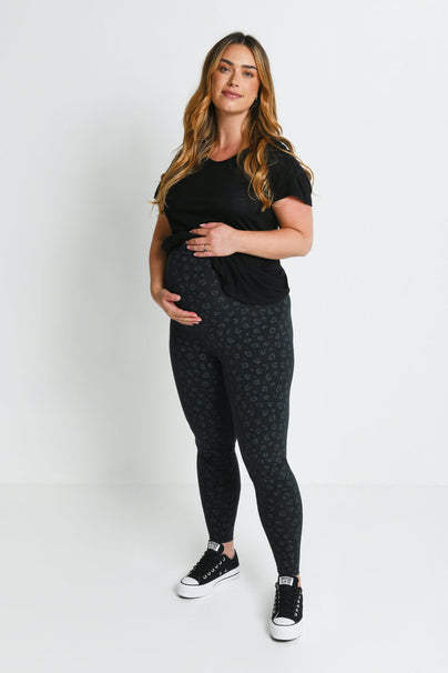 products/M_Black_Animal_Print_Classic_Full_Length_Maternity_Leggings_1_97791b30-e30c-403b-ba02-9ed0ae83eaf4.jpg