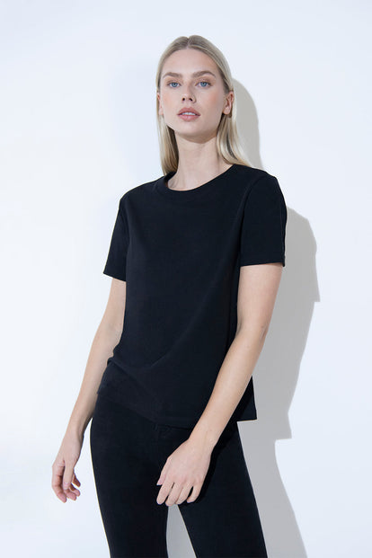 Everyday T-Shirt Curvy-Shirt - Black