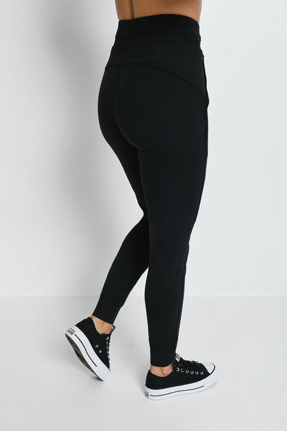 Recharge High Waisted Jogginghose - Midnight Black