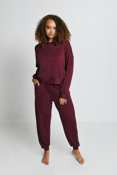 products/W_DarkCherry_LuxeLoungeJoggers_1_b6808803-6f6b-4191-87b9-36b76a124c9f.jpg