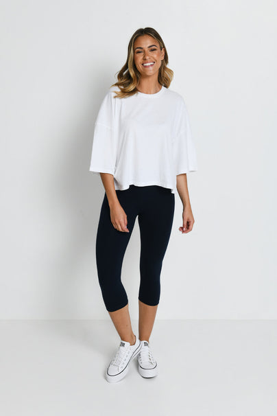 products/W_NavyBlue_ClassicCroppedLeggings_1_53a9e66a-a022-4e06-be78-adcae62d9d5d.jpg