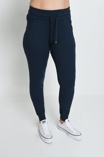 Recharge High Waisted Jogginghose - Navy Blue