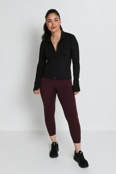 products/W_Winterberry_Revitalise_Go-To_7-8_Leggings_1_799d898c-75b2-40f0-a4e6-dd9a32e54737.jpg